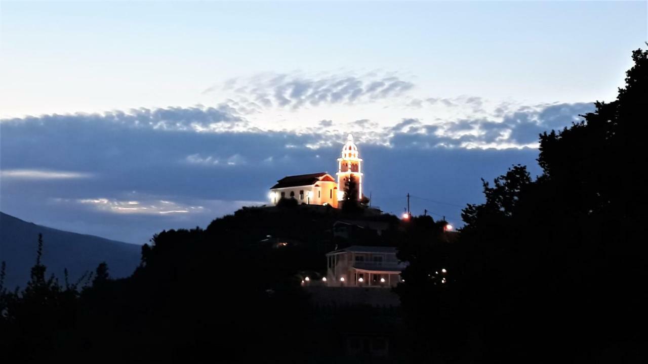 Villa Pigi Méson Yerakaríon Exterior foto